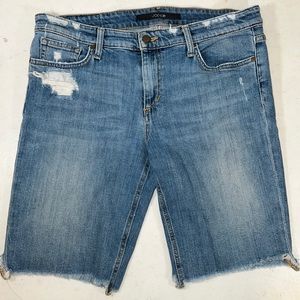 JOE’S LIGHT WASH DISTRESSED JEAN SHORTS
